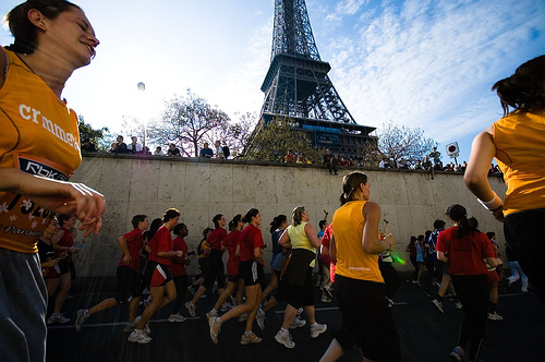 courir-femme-la-parisienne