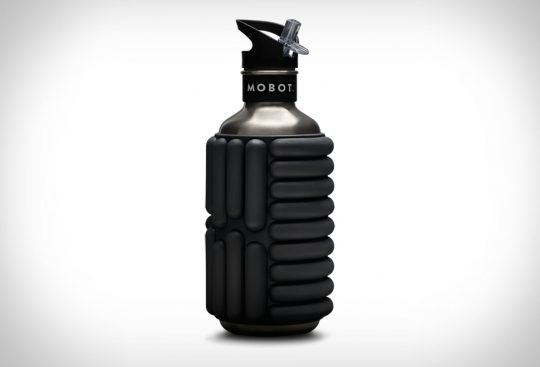 mobot-water-bottle-roller