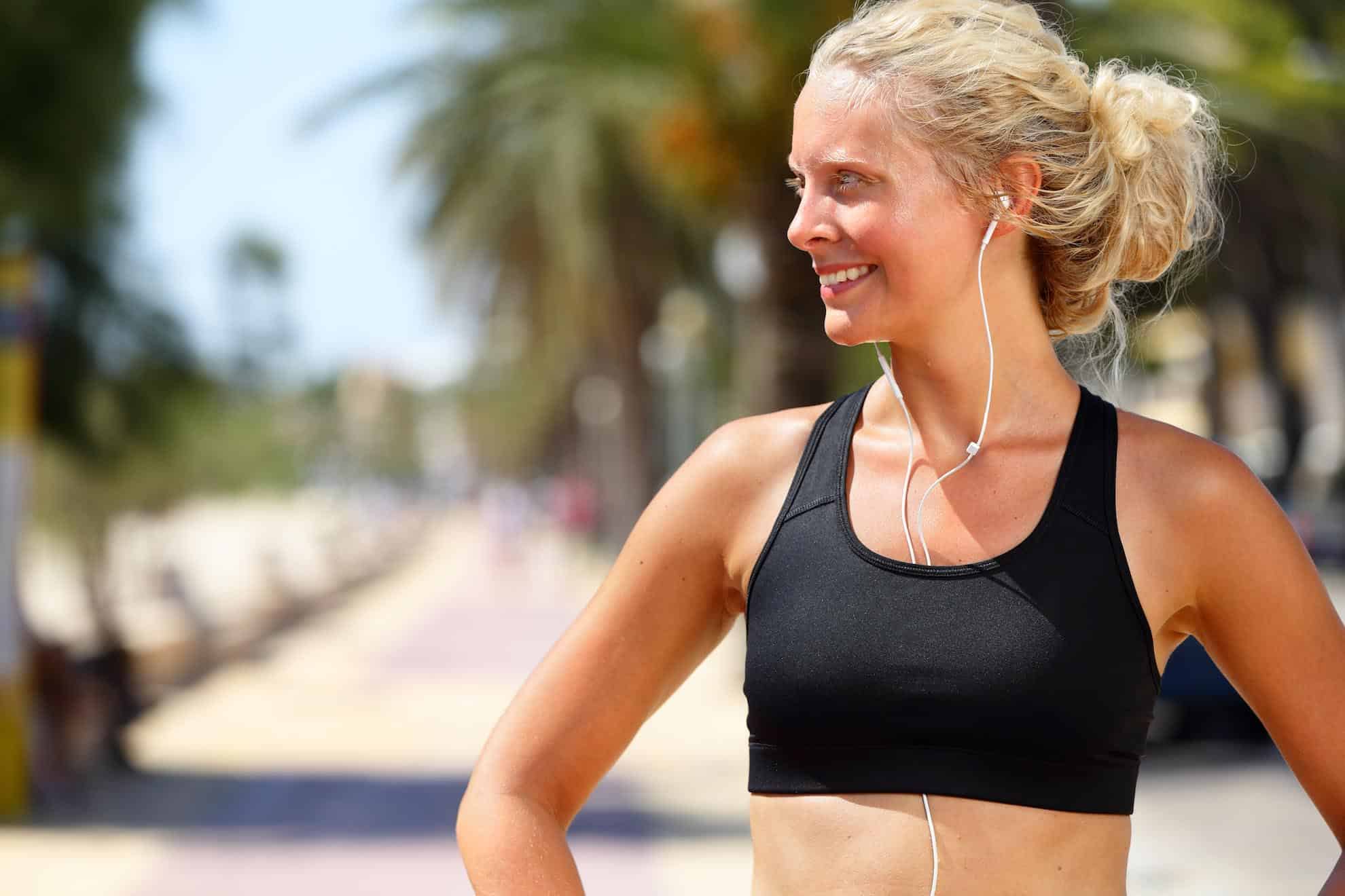 Powrót do kondycji fizycznej po ciąży dzięki marszom, 2 treningi w tygodniu przez 8 tygodni.