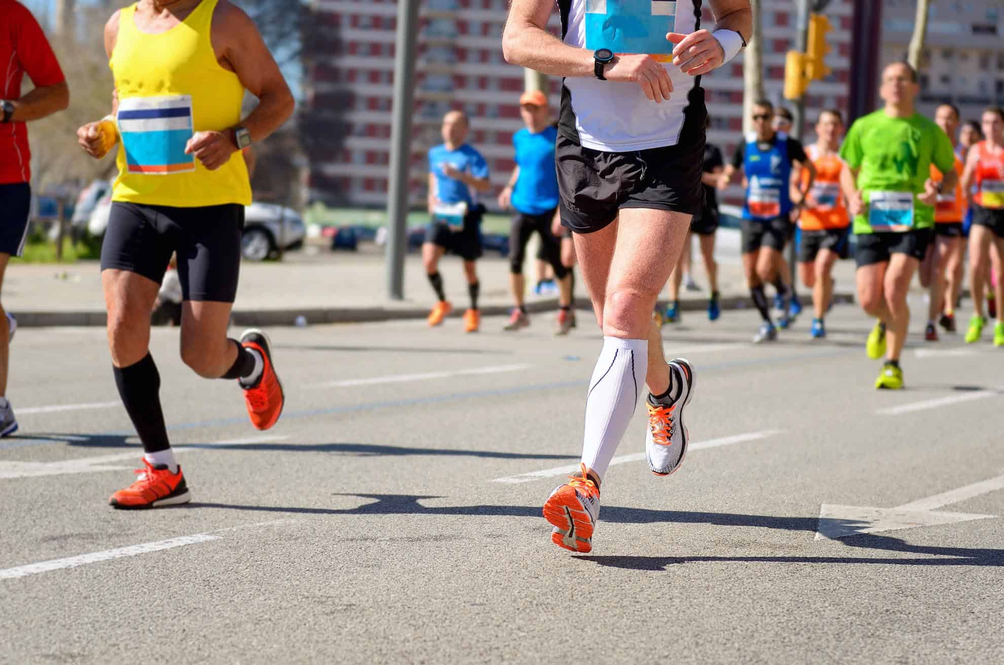 Plan Entrainement Semi Marathon 1h40 3 Séances COURIR UN SEMI-MARATHON EN 1H30 : COURSE À PIED - 24 SÉANCES