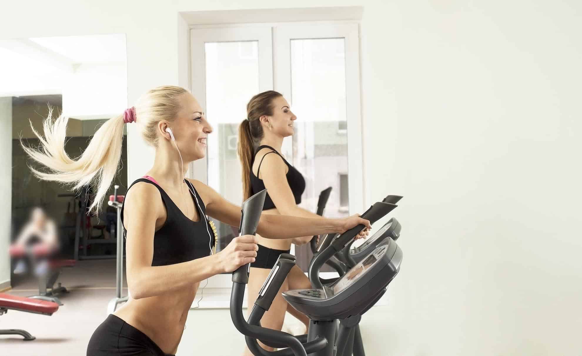Redukcja stresu na rowerze eliptycznym, 3 treningi tygodniowo przez 8 tygodni.