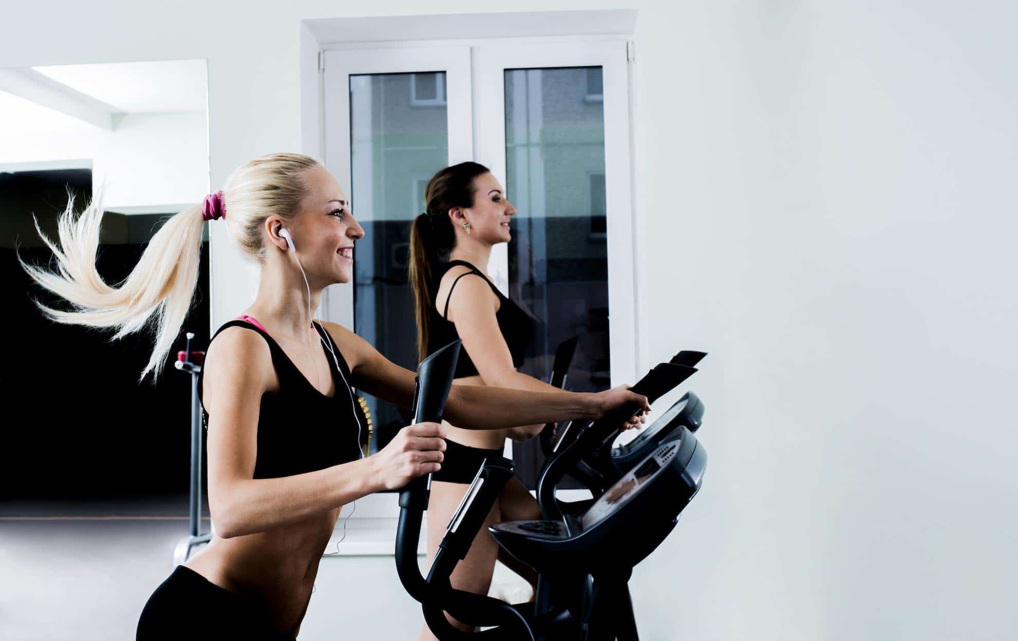 Rozpocząć uprawianie sportu poprzez ćwiczenia na rowerze stacjonarn....