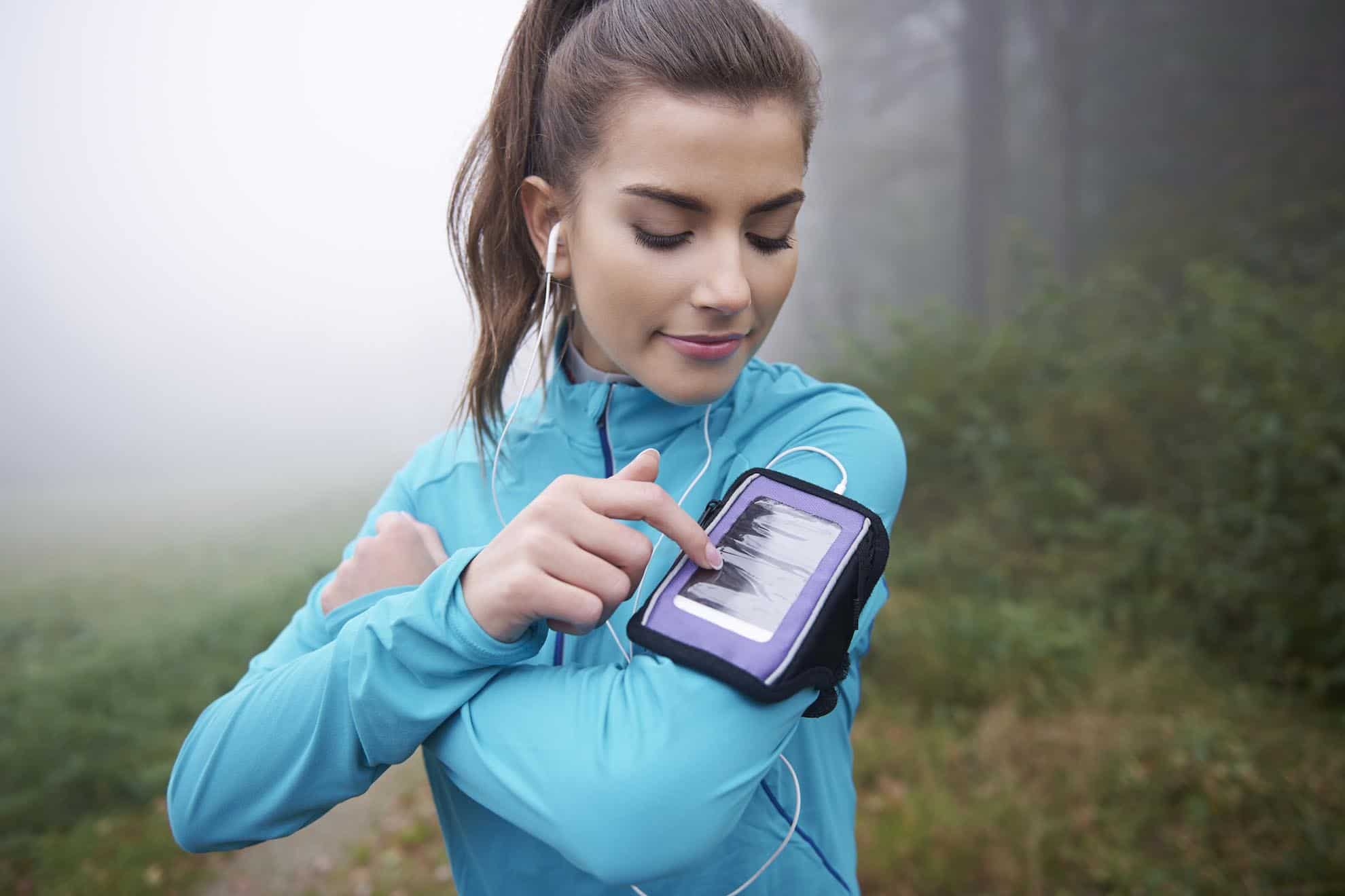 Ukończyć 20 km bez intensywnych treningów, 3 treningi tygodniowo przez 8 tygodni.