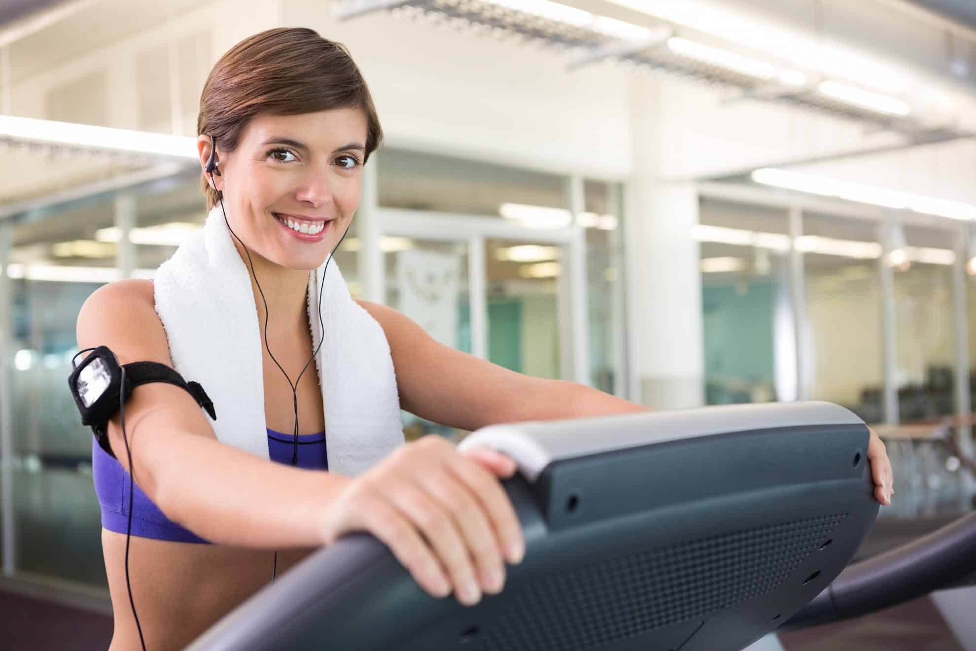 Utrata wagi między 3 a 5 kg dzięki ćwiczeniom na bieżni pochyłej,....